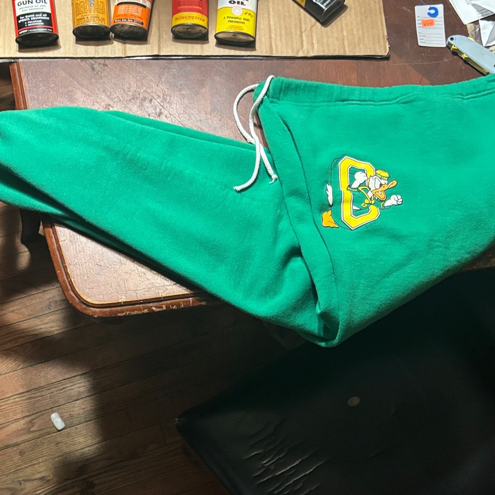 Vintage rare Russell Athletic Green Oregon ducks Sweatpants with Logo